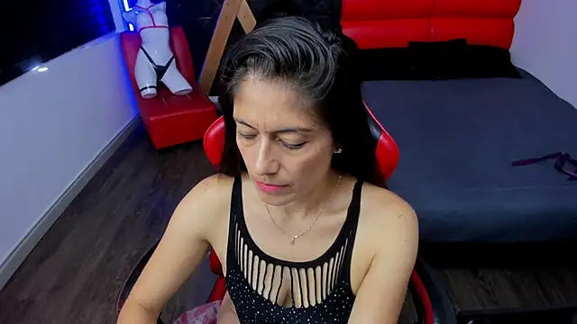 AnnyMilet  online show from July 2026 03:03:02 PM