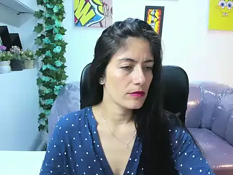 AnnyMilet  online show from July 2026 01:32:01 PM