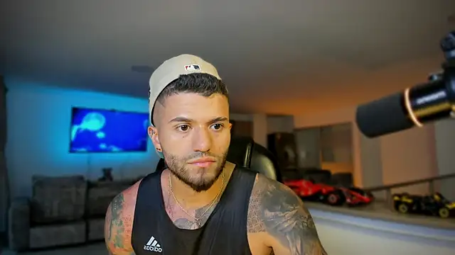 Frank Farrell online show from September 2025 10:53:01 PM