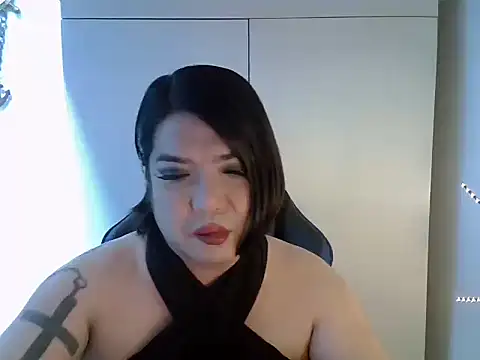 Snapshot of StrawberryWine07 chatting on January 2025 03:20:01 AM StrawberryWine07 online show from January 2025 03:20:01 AM