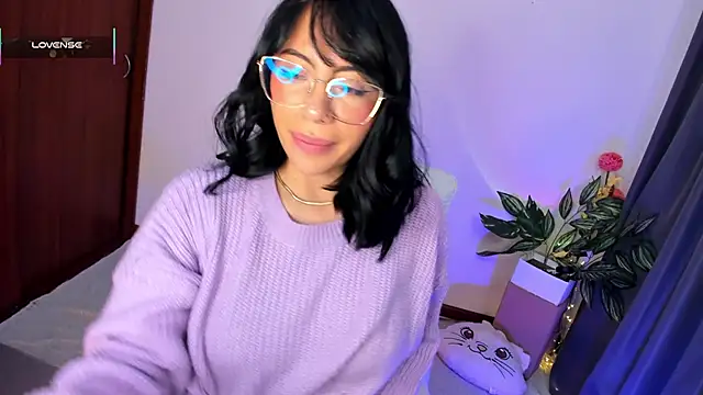 Silvanna-Moree online show from March 2026 02:50:01 PM