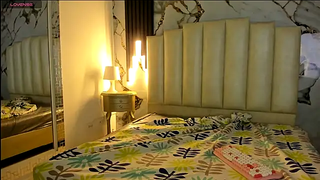 mollieblue69 online show from December 2025 04:02:01 PM