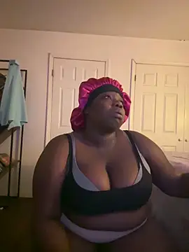 prettypaidkash online show from February 2025 11:25:02 PM