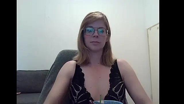 SavannaGirly online show from October 2025 07:31:02 AM