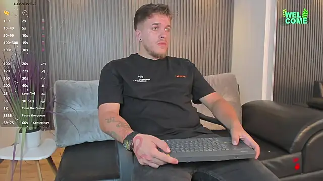 keane lee online show from December 2024 07:45:01 PM