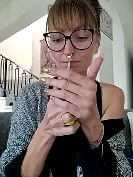 Snapshot of MissMialicious chatting on February 2025 01:44:01 PM MissMialicious online show from February 2025 01:44:01 PM