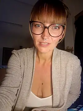 Snapshot of MissMialicious chatting on March 2025 08:05:01 PM MissMialicious online show from March 2025 08:05:01 PM