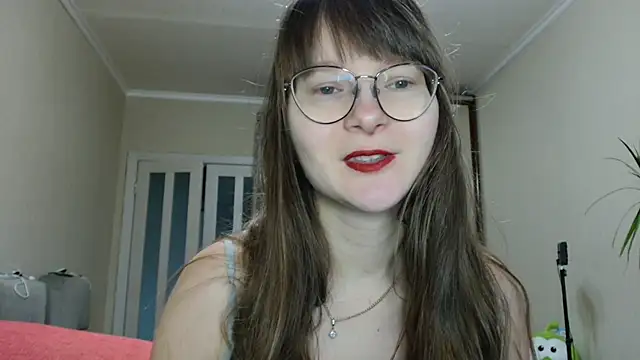 KiraGoldens online show from November 2025 07:20:02 AM