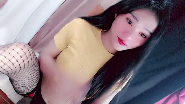 amomentoflust69 online show from February 2026 11:29:02 AM