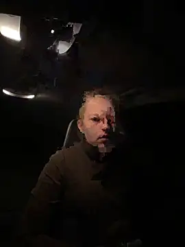 Girlnina-1995 online show from December 2025 05:25:01 AM