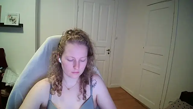 Girlnina-1995 online show from March 2026 09:14:01 AM