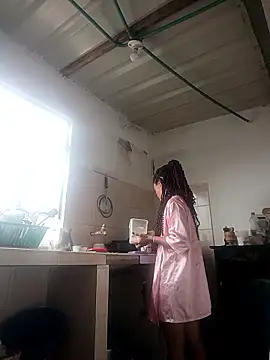 Snapshot of Bigassmommy_x chatting on February 2026 02:25:02 PM Bigassmommy x online show from February 2026 02:25:02 PM