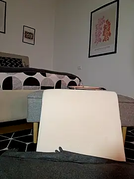 AryaSummersReal online show from November 2025 08:21:01 PM