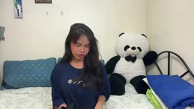 Snapshot of rihanna22 chatting on November 2025 01:50:01 PM rihanna22 online show from November 2025 01:50:01 PM