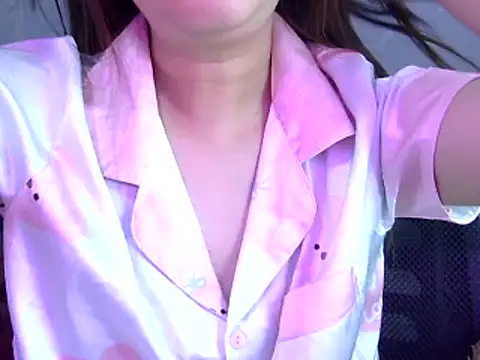 Snapshot of Bee_2k chatting on March 2025 04:49:02 AM Bee 2k online show from March 2025 04:49:02 AM