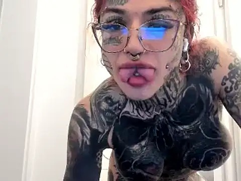 Snapshot of tamarapervert chatting on January 2025 08:56:01 PM tamarapervert online show from January 2025 08:56:01 PM