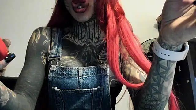 Snapshot of tamarapervert chatting on February 2025 08:43:02 PM tamarapervert online show from February 2025 08:43:02 PM