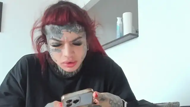 Snapshot of tamarapervert chatting on November 2025 01:06:02 PM tamarapervert online show from November 2025 01:06:02 PM