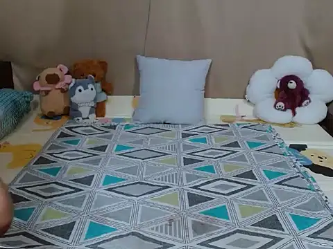 Snapshot of Petite_Jeramae99xx chatting on October 2025 05:17:01 AM Petite Jeramae99xx online show from October 2025 05:17:01 AM