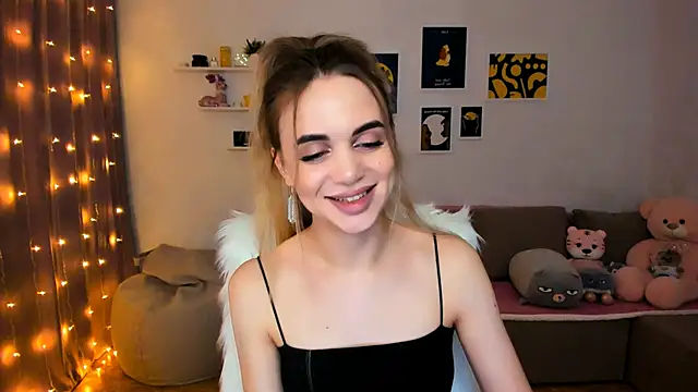 aPieceOfJoy online show from December 2024 11:49:01 PM