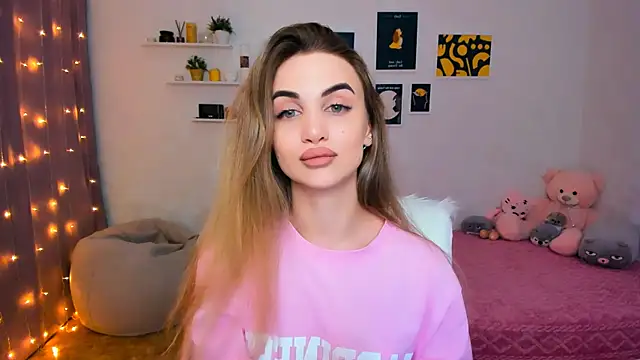 aPieceOfJoy online show from January 2025 08:07:01 PM