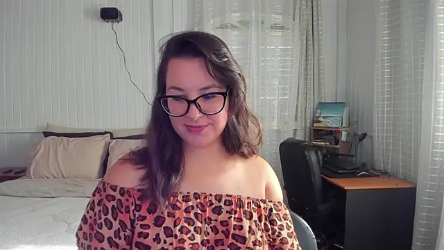 Snapshot of anna_love_hot chatting on May 2026 06:49:02 PM anna love hot online show from May 2026 06:49:02 PM