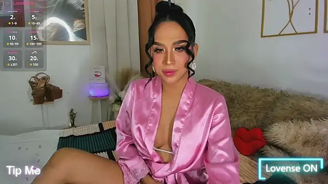 ClassyEllice online show from November 2025 10:32:02 PM