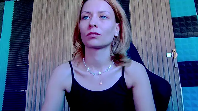 Snapshot of karo123421 chatting on March 2025 08:28:02 AM karo123421 online show from March 2025 08:28:02 AM