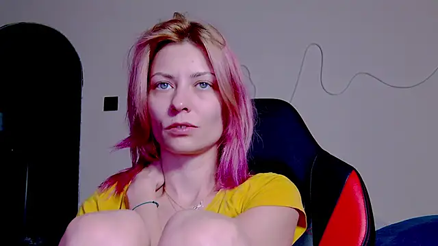 Snapshot of karo123421 chatting on November 2025 09:08:01 PM karo123421 online show from November 2025 09:08:01 PM