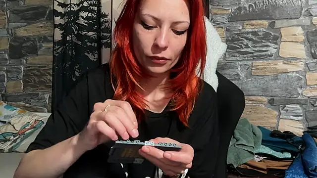 karo123421 online show from April 2026 07:33:02 PM