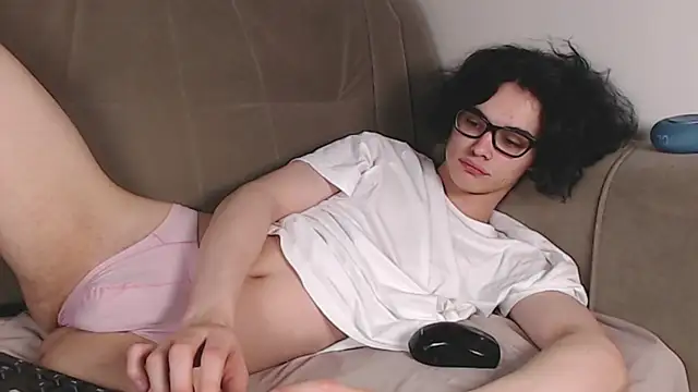 Snapshot of Herman_Elfi chatting on January 2025 01:02:02 PM Herman Elfi online show from January 2025 01:02:02 PM