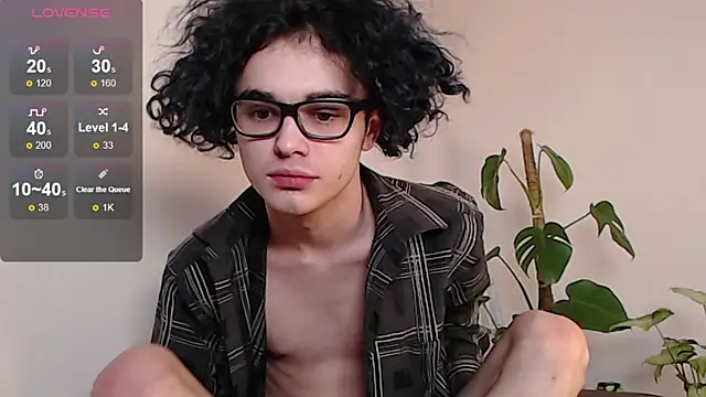 Snapshot of Herman_Elfi chatting on February 2025 04:47:01 AM Herman Elfi online show from February 2025 04:47:01 AM