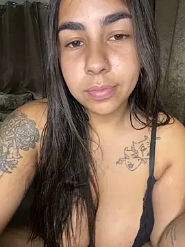 Snapshot of iarinhalatina chatting on October 2025 11:24:02 PM iarinhalatina online show from October 2025 11:24:02 PM