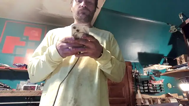 charactrzero online show from November 2025 12:53:01 AM