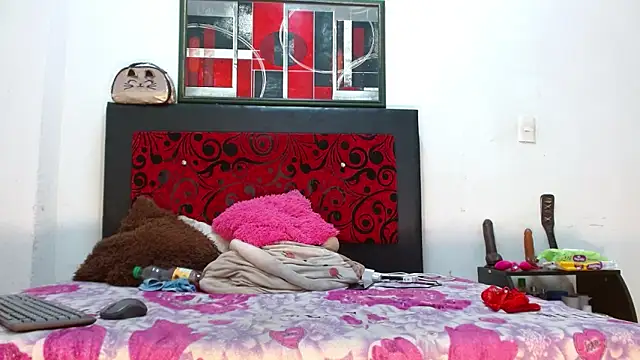 LexiStone  online show from April 2026 02:17:02 PM