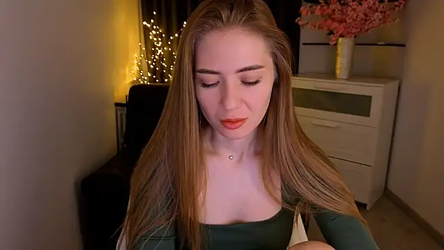 Adelyna Bird online show from February 2026 07:35:01 AM