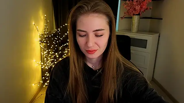 Adelyna Bird online show from March 2026 07:47:01 AM