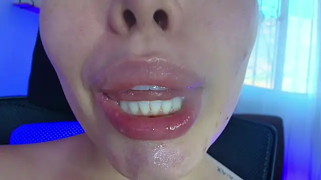 lisbet21x online show from January 2025 09:59:01 PM