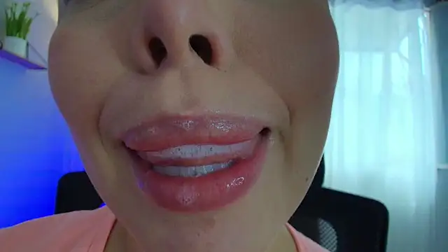 lisbet21x online show from February 2025 02:32:01 PM