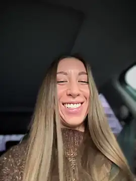 EvaCatt online show from November 2025 03:34:01 AM