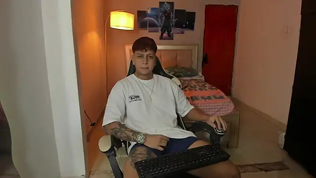 Snapshot of Jake_simons chatting on December 2024 10:36:02 AM Jake simons online show from December 2024 10:36:02 AM