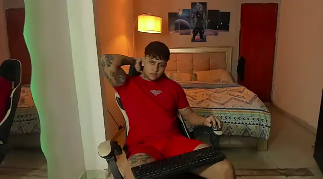 Snapshot of Jake_simons chatting on January 2025 01:25:02 PM Jake simons online show from January 2025 01:25:02 PM