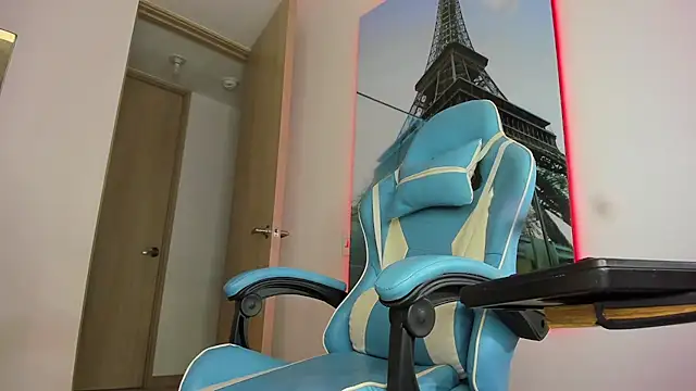 ela pretty online show from November 2025 03:49:02 AM