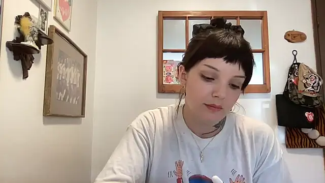 SweetMaisie online show from October 2025 09:26:01 PM