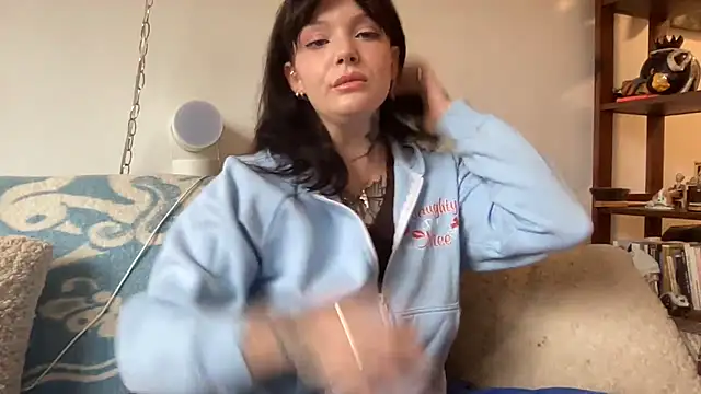 SweetMaisie online show from February 2026 10:50:02 PM