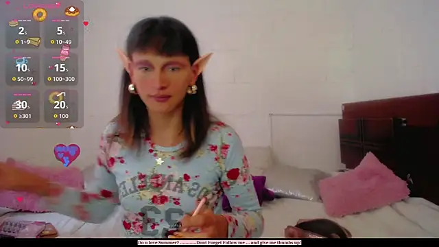 Summer XO online show from October 2025 08:31:01 PM