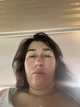 Snapshot of andreaisis2 chatting on February 2025 05:16:02 PM andreaisis2 online show from February 2025 05:16:02 PM