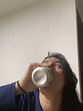 Snapshot of andreaisis2 chatting on February 2025 04:50:01 AM andreaisis2 online show from February 2025 04:50:01 AM