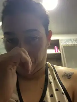 andreaisis2 online show from February 2026 05:56:01 PM