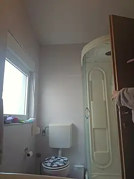 U prolazu online show from April 2026 06:11:01 AM